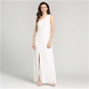 Robe de bal en dentelle à épaule simple blanche